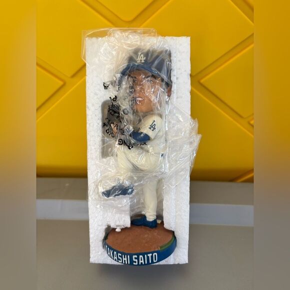 SGA Los Angeles Dodgers Takashi Saito Bobblehead - Picture 3 of 5